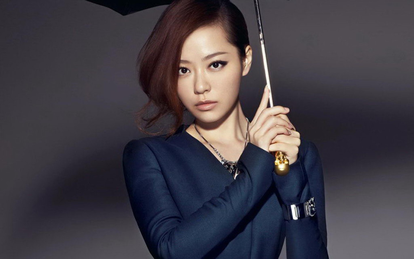 歌手张靓颖美图