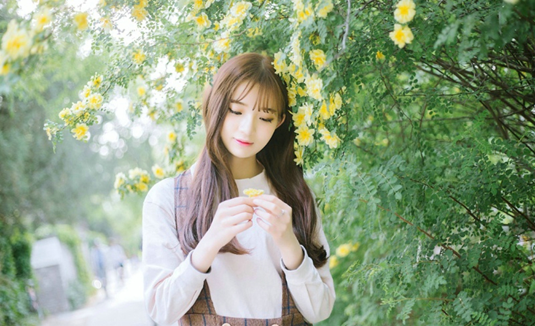 甜美花仙子的粉嫩写真