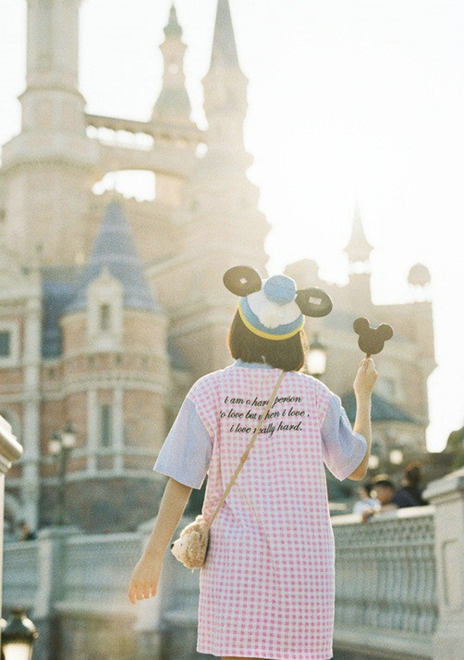 可爱呆萌漂亮女生游园写真