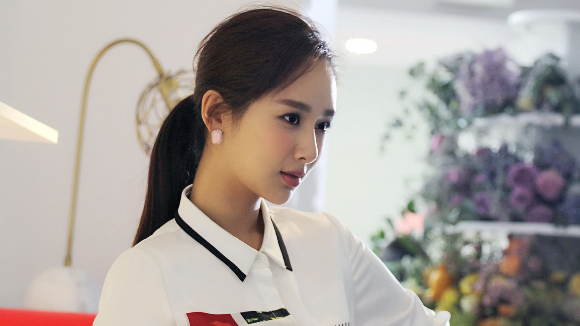 美女明星杨紫桌面壁纸