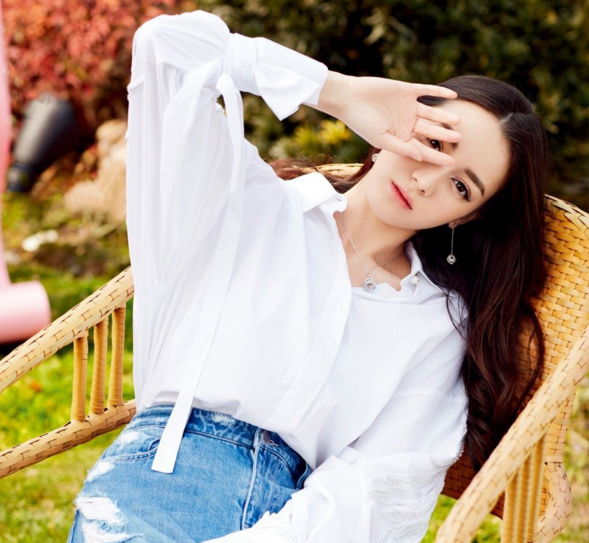 气质美女迪丽热巴写真壁纸