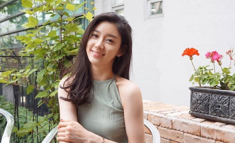 韩国美女Sojin生活自拍照气质迷人