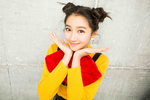 大长腿学霸美女关晓彤壁纸