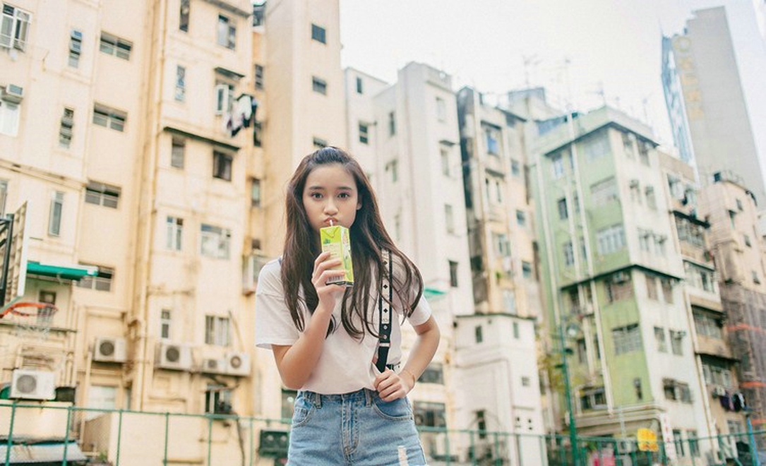 阳光文艺小清新女生星期天写真