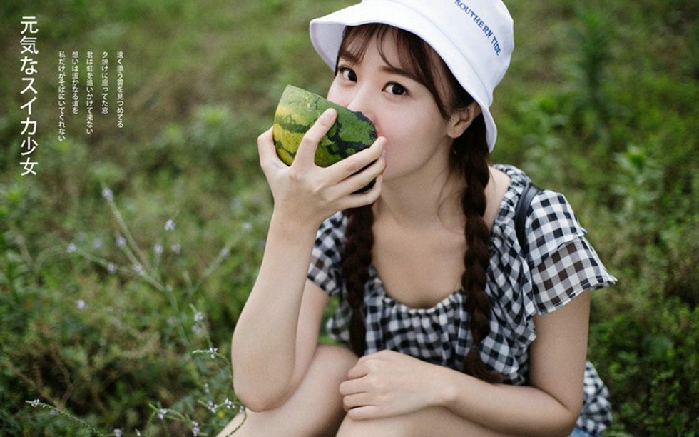 西瓜女孩清纯阳光甜美写真