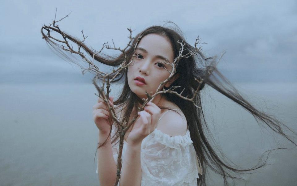 海岸边气质森系女神高颜值随性范