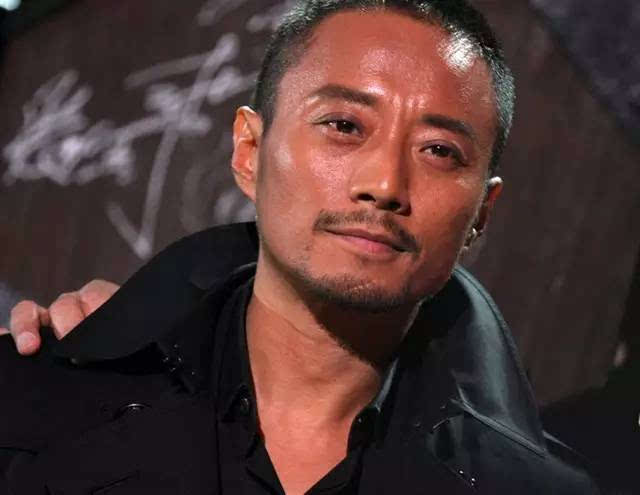 型男张涵予个人写真图片