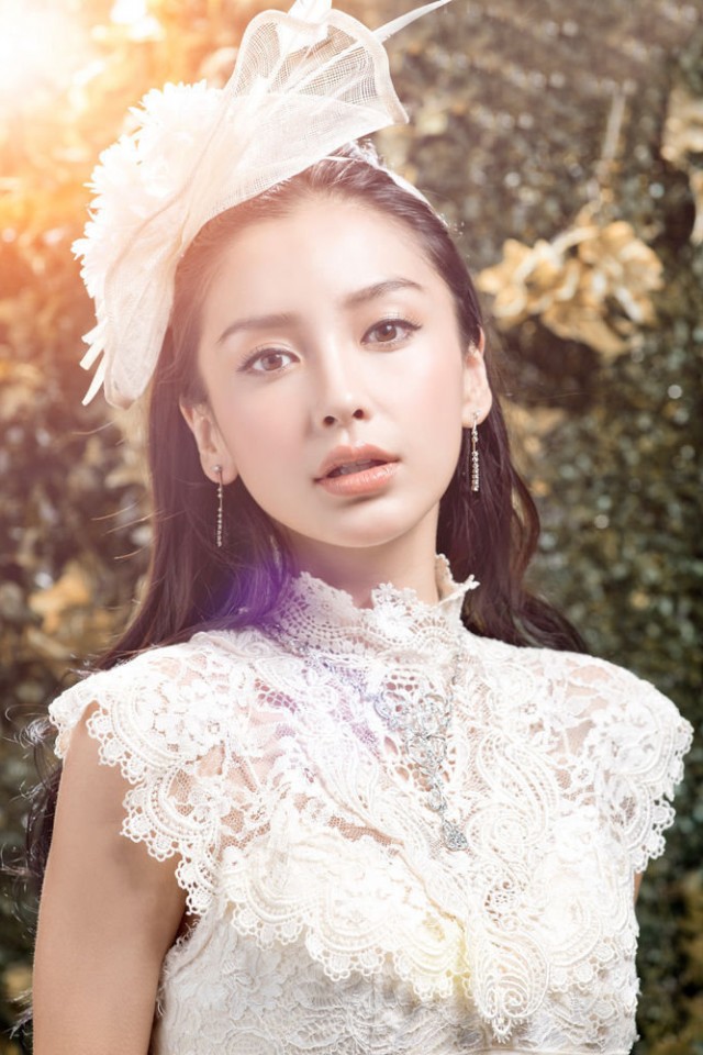 杨颖气质美女杂志大片壁纸合集