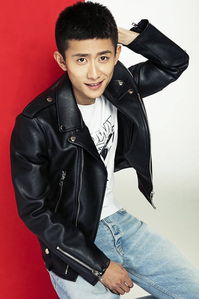 张一山近期个人杂志写真