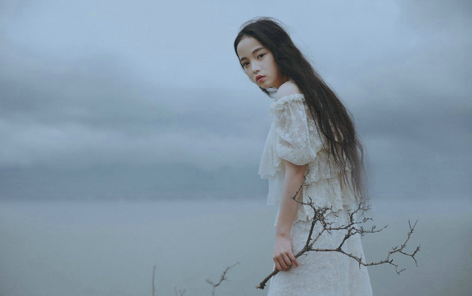 海岸边气质森系女神高颜值随性范