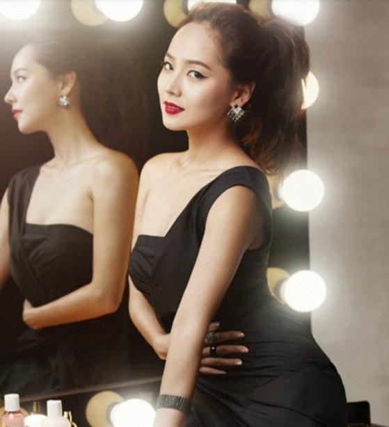 优雅时尚 恬美端庄的美女写真集