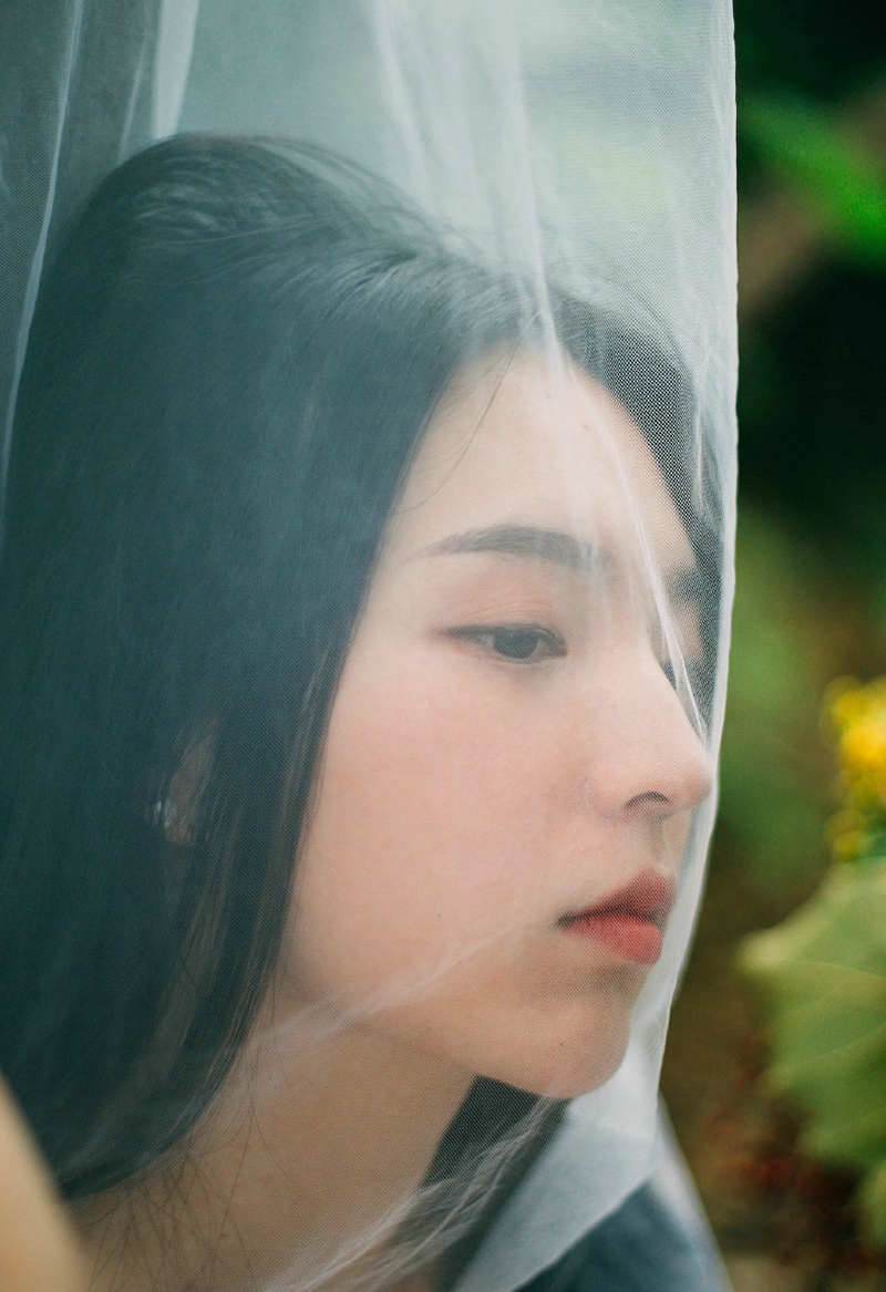 纯白私房内的马尾清纯姑娘柔美娇嫩写真