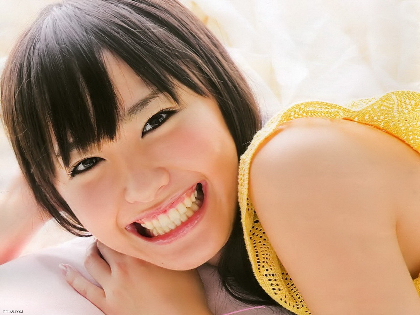 新垣结衣可爱甜美阳光写真