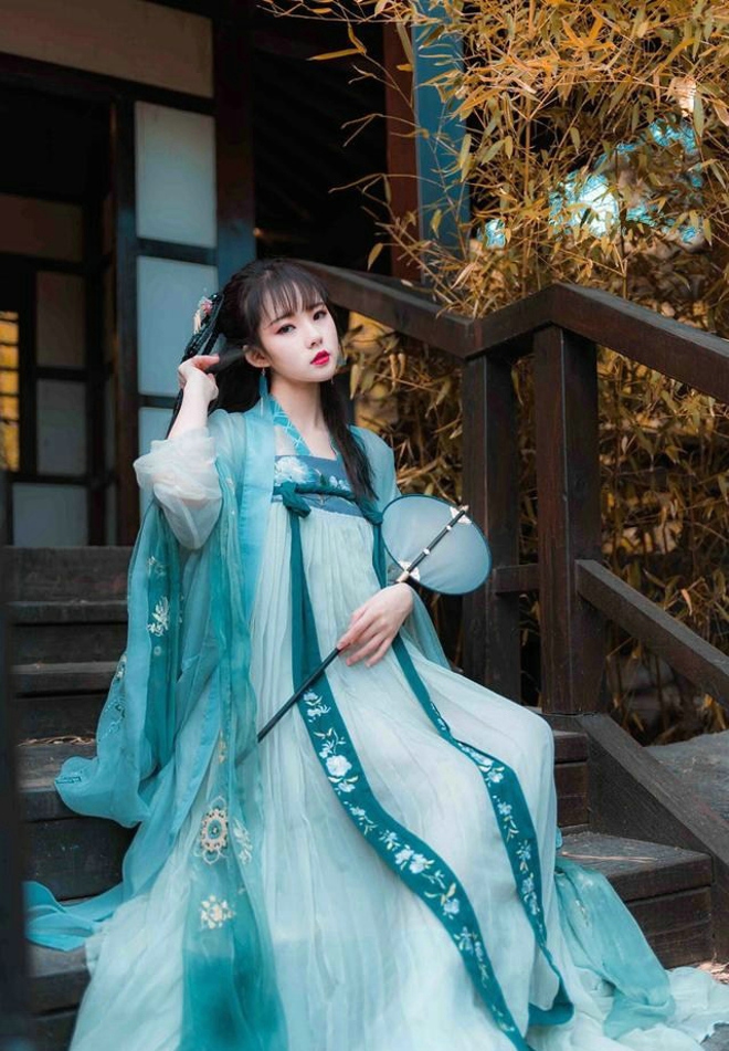 古典美女气质梦回唐朝