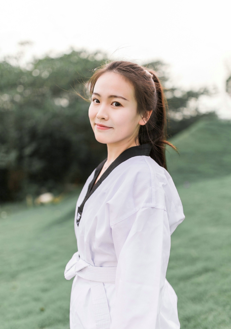 柔道马尾少女高颜值精致五官私拍写真