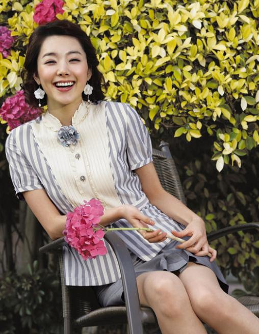 气质美女典雅大方时尚写真