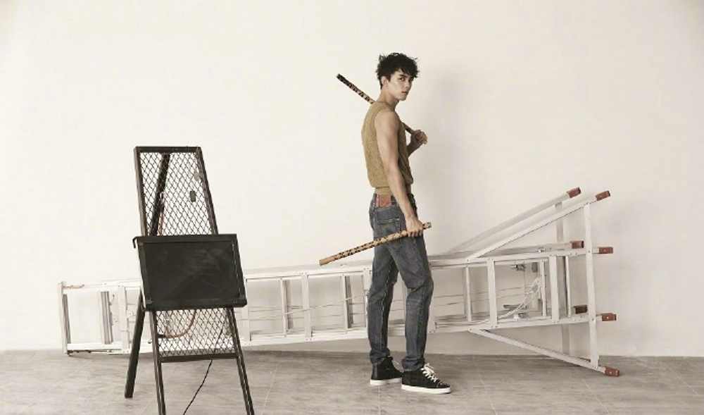 吴磊最新封面大片写真曝光