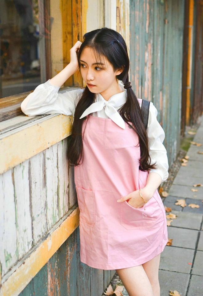 清纯领家妹妹户外清新粉嫩唯美写真