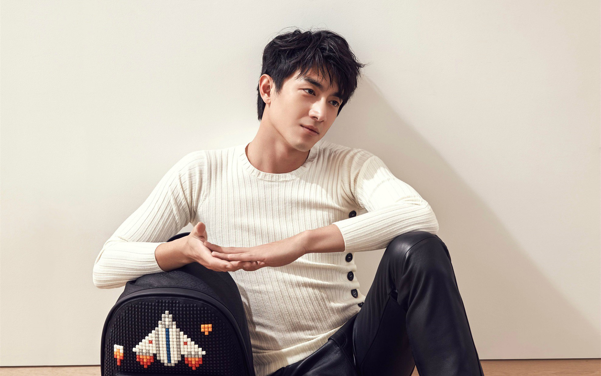 林更新硬朗帅气个人高清壁纸