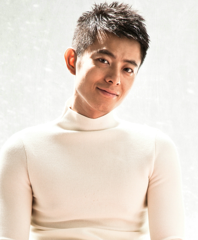 柳明明气质帅气十足写真