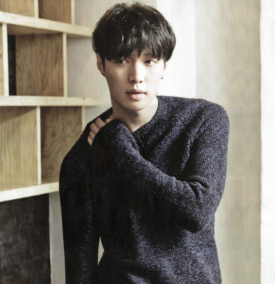 张艺兴帅气写真照