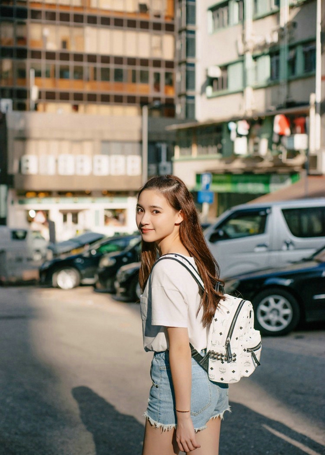 阳光文艺小清新女生星期天写真