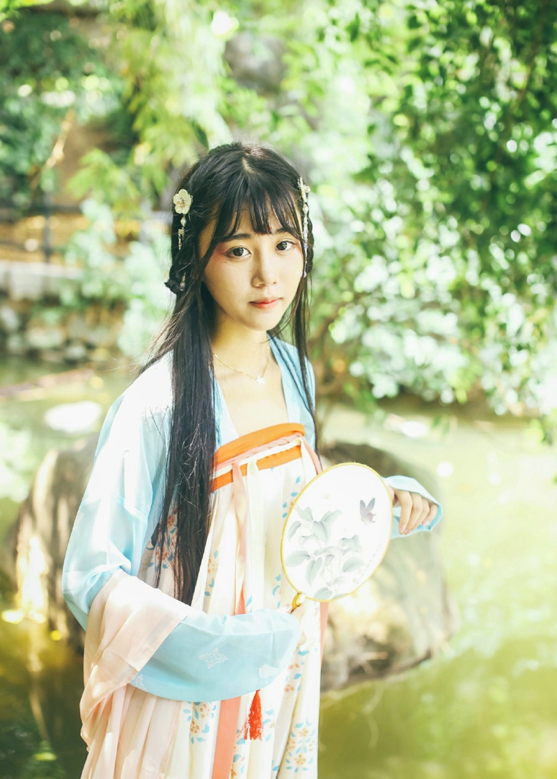 古装汉服美女文艺清新范儿写真