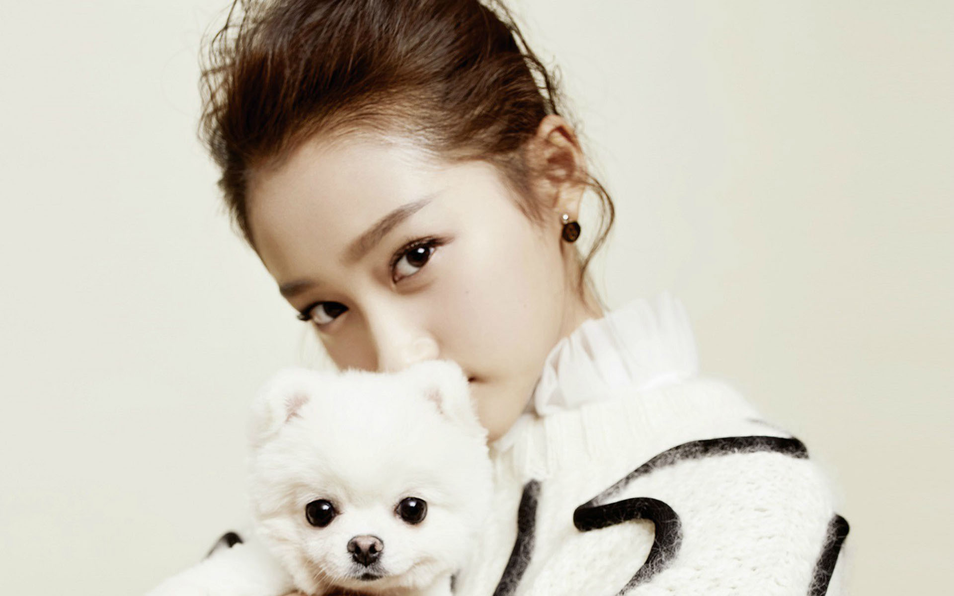 大长腿学霸美女关晓彤壁纸