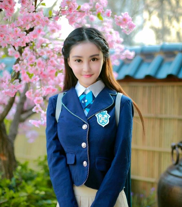 清纯靓丽的美少女 将我心儿都融化