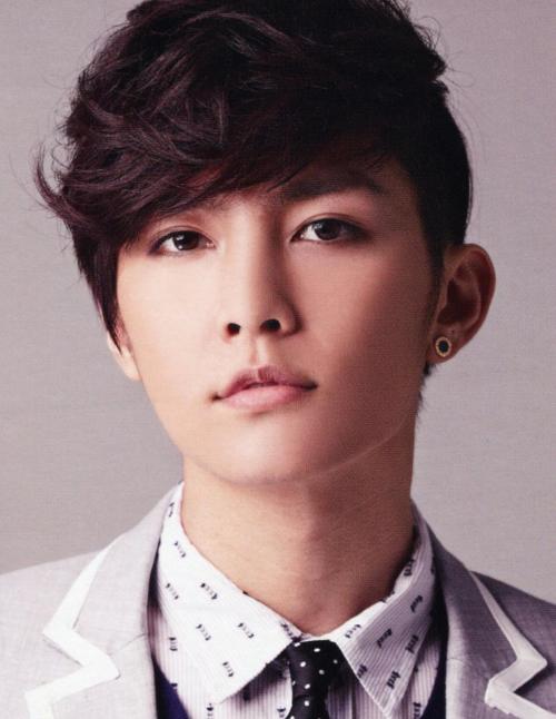 炎亚纶迷幻个人写真