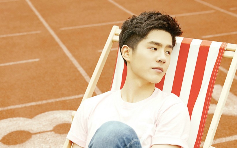 阳光男孩刘昊然壁纸