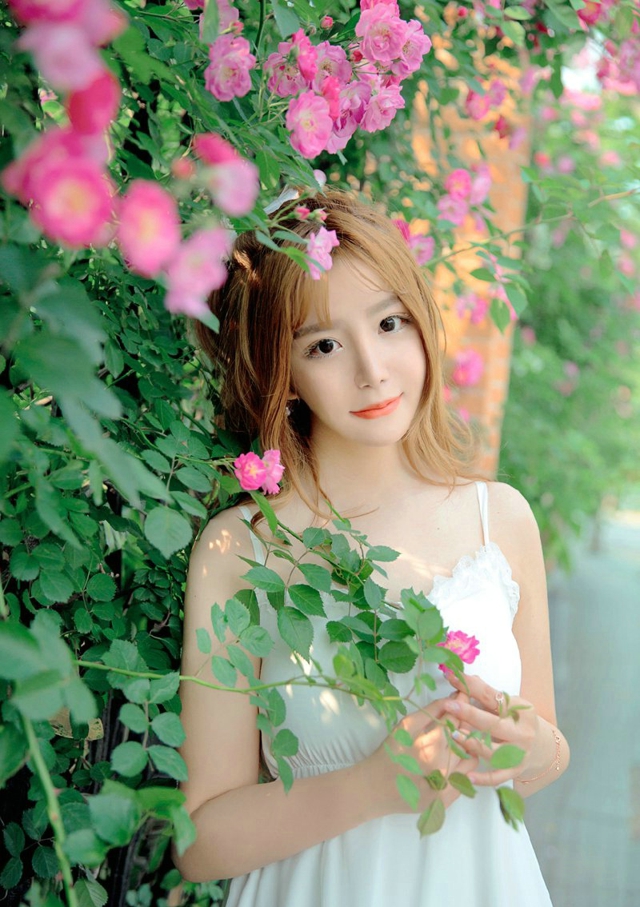 甜美花仙子的粉嫩写真