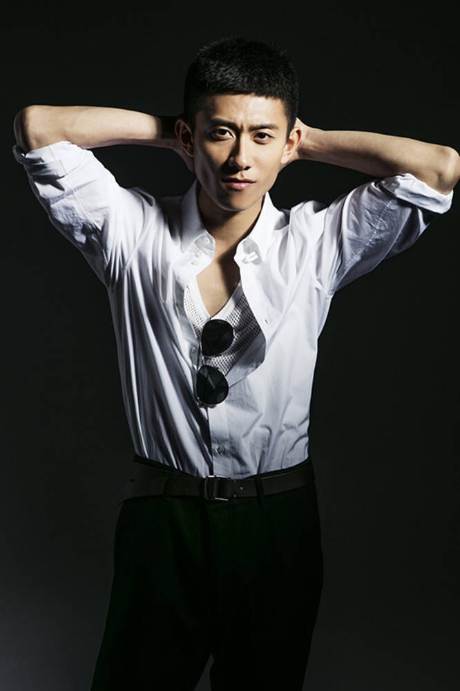 张一山近期个人杂志写真