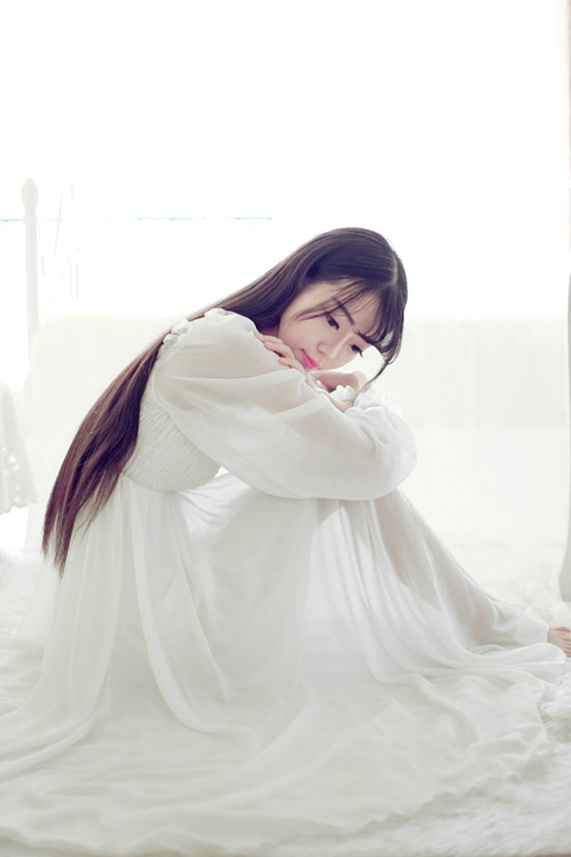 天使清纯长发白皙美女