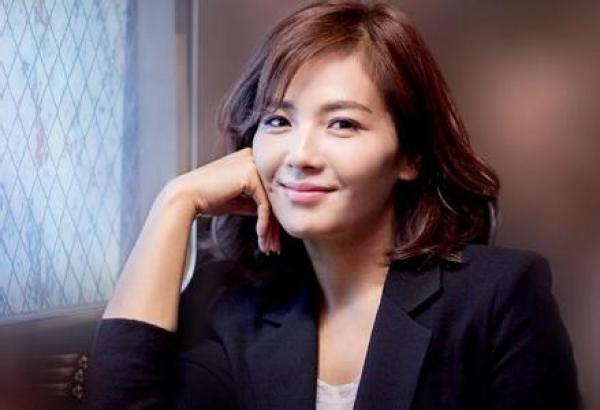 盘点欢乐颂中刘涛安迪哪些帅气的职场搭配