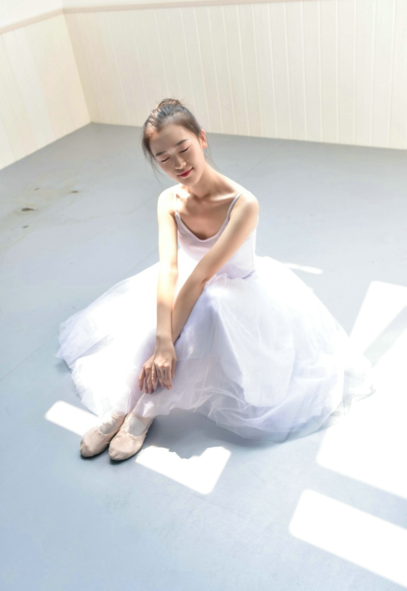 私房森系中分美女柔美温柔写真