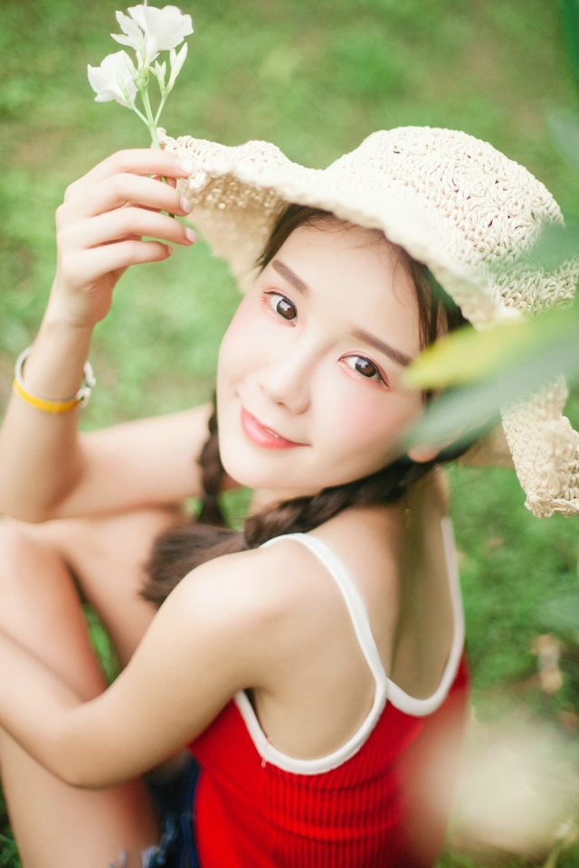 养眼清纯俏皮可爱少女写真