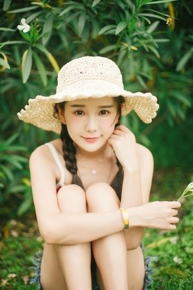 养眼清纯俏皮可爱少女写真