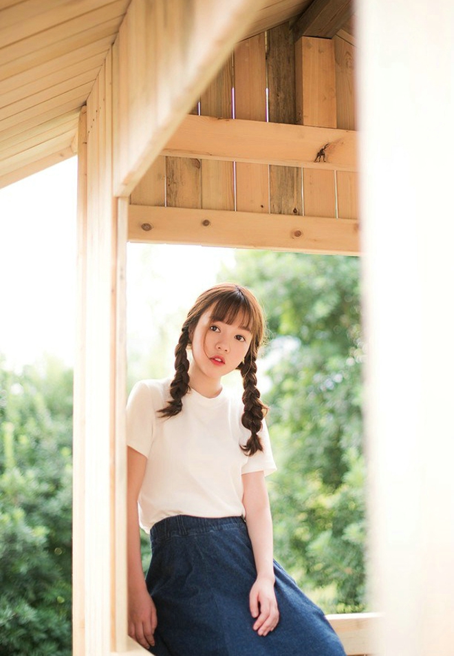 可爱小妹圆嘟嘟萝莉写真私房照