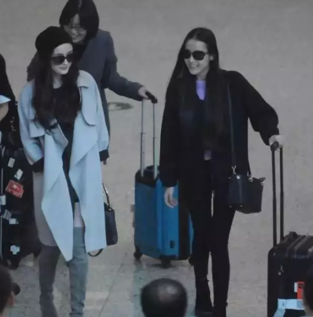 迪丽热巴气质美女私房照