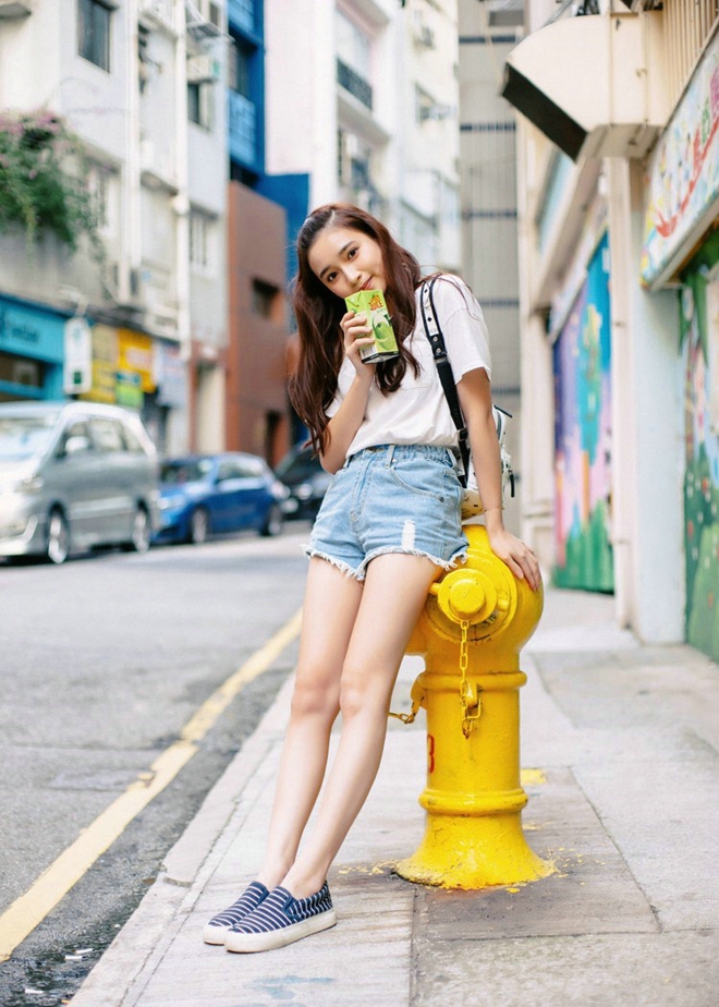 阳光文艺小清新女生星期天写真