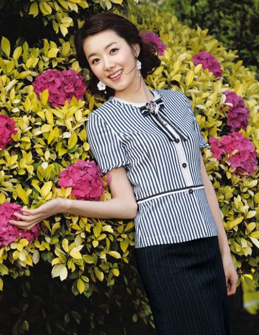 气质美女典雅大方时尚写真