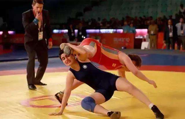 摔跤吧爸爸电影剧照欣赏