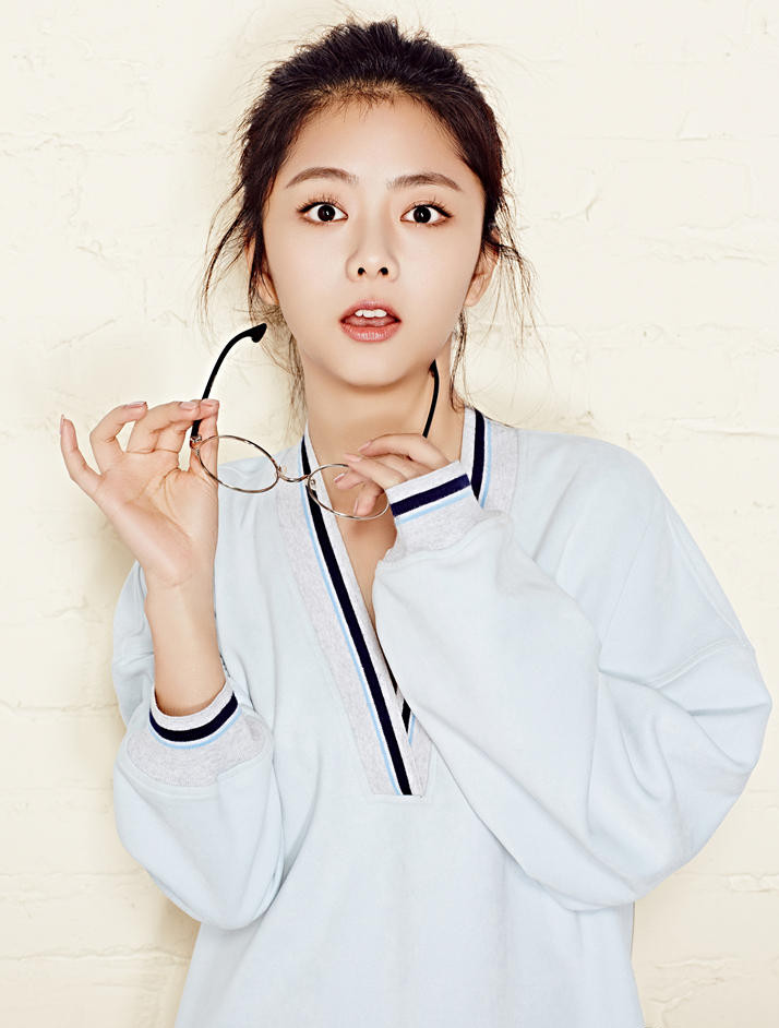 笑容甜美谭松韵高清壁纸