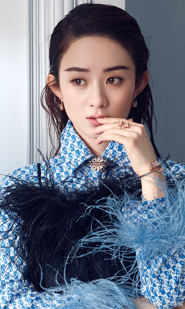 周大福珠宝集团形象大使赵丽颖珠光宝气性感美照