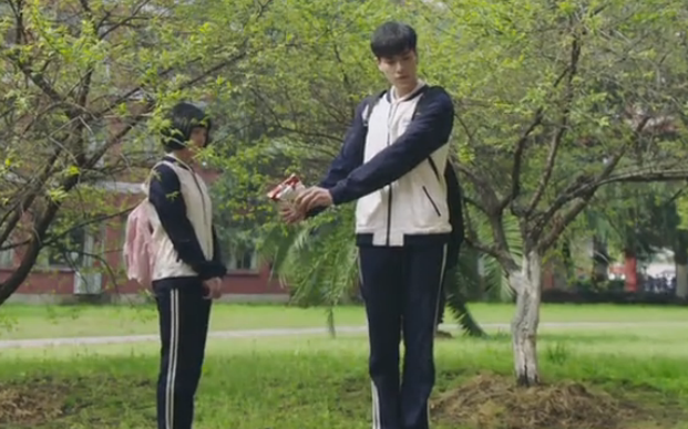 致我们单纯的小美好高甜剧照