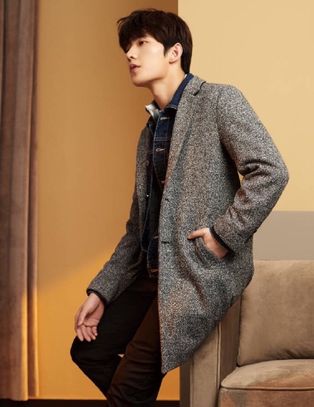 帅气杨洋杨洋时尚炫酷风衣写真