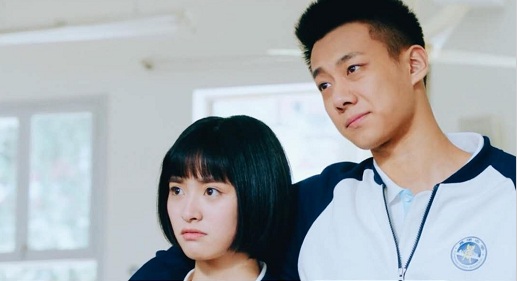 致我们单纯的小美好黑帅小哥哥吴柏松高至霆高清剧照