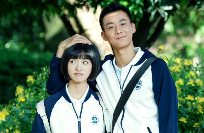 致我们单纯的小美好黑帅小哥哥吴柏松高至霆高清剧照