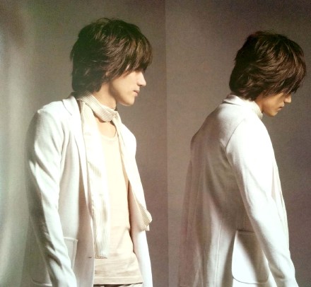 言承旭多出来的自由帅气忧郁型男写真